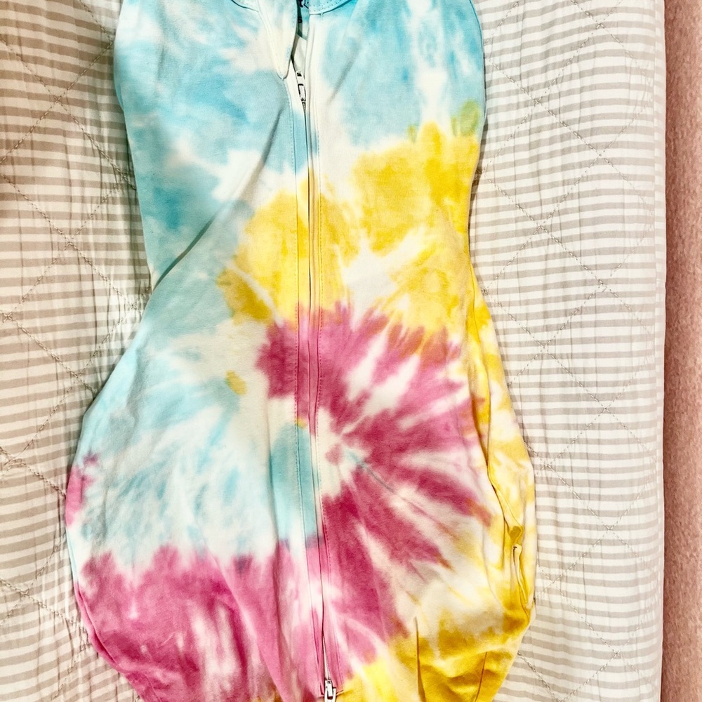 Happiest baby swaddle